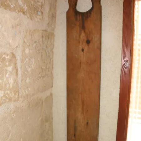 Casa Ramon Y Cajal